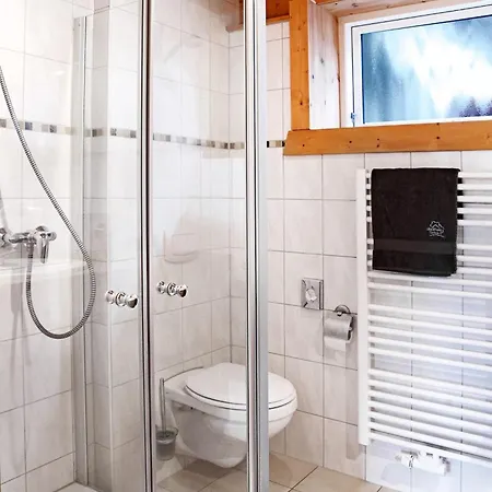 Blockhaus Ferien - Bjarne アパート Ulsnis